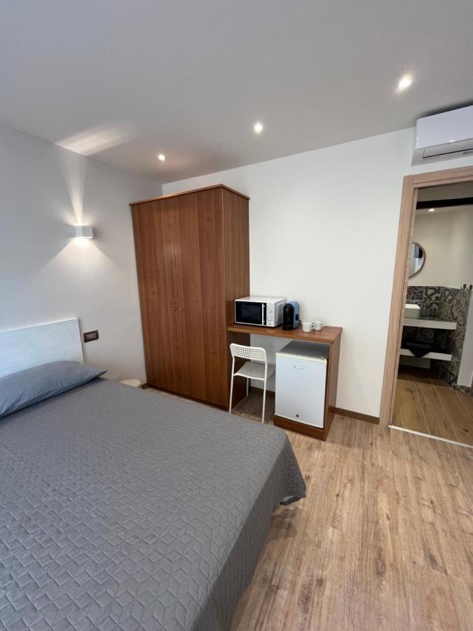 Wowies Room Pettenasco Zewnętrze zdjęcie